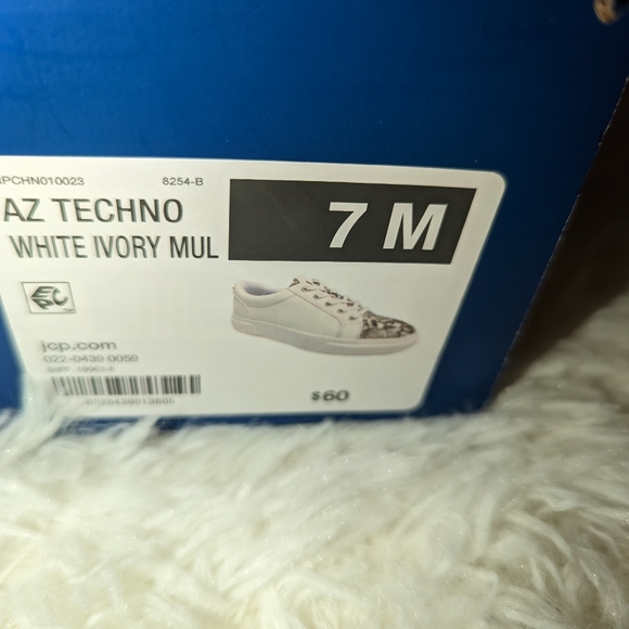 Nwt Arizona techno white ivory multi fashion sneakers - Picture 14 of 14